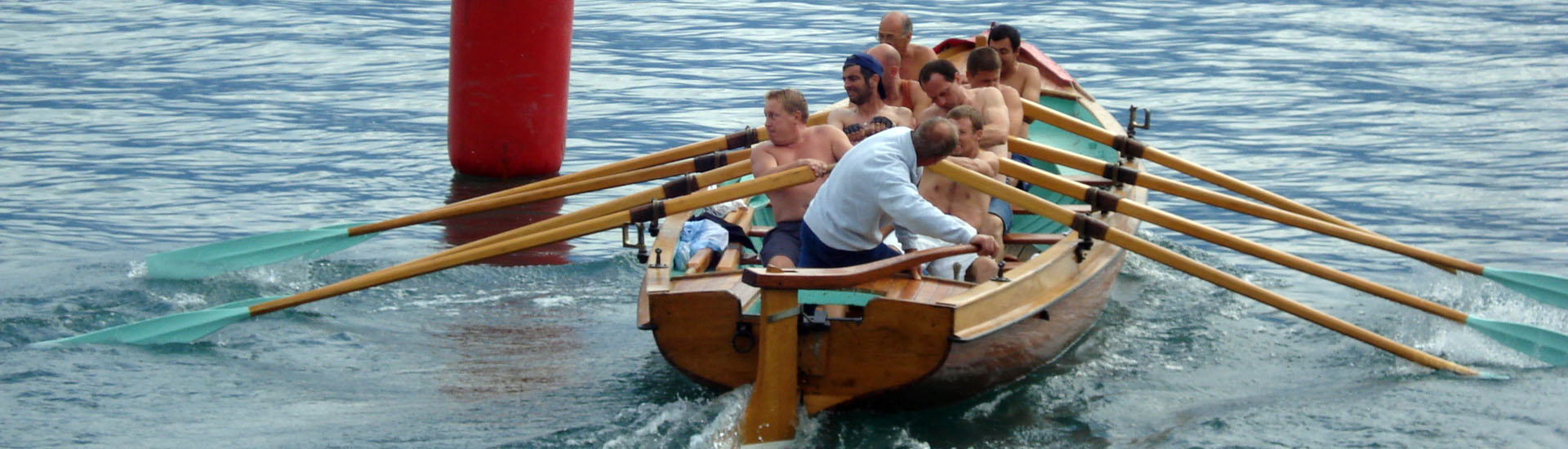 Concours de rame entre les sections de sauvetage du lac Léman